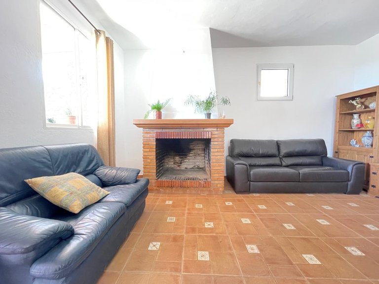 Country House for Sale in Los Pedregales, Estepona, Malaga 12