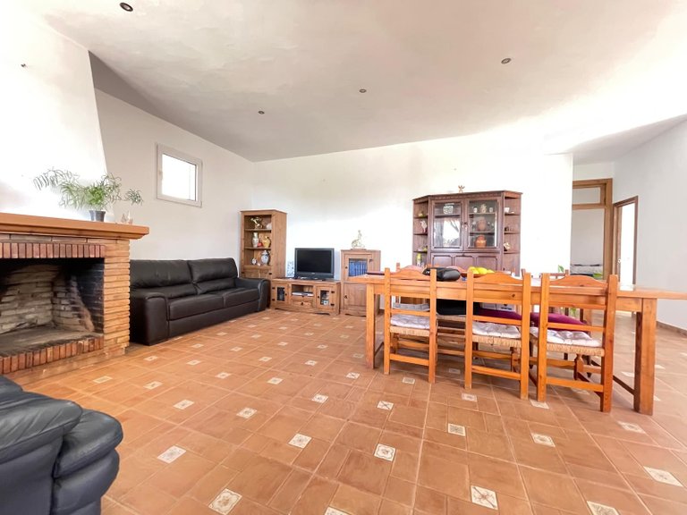 Country House for Sale in Los Pedregales, Estepona, Malaga 10