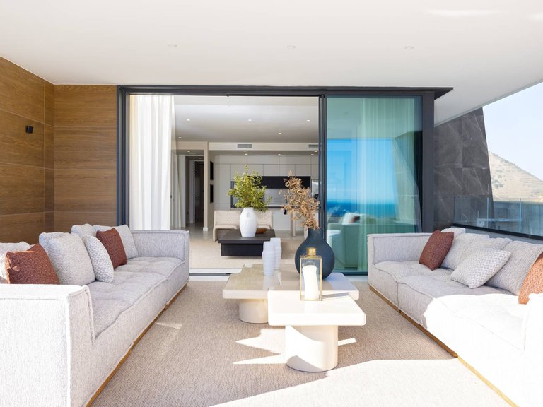 Apartment for Sale in La Boladilla Alta, Estepona, Malaga 14