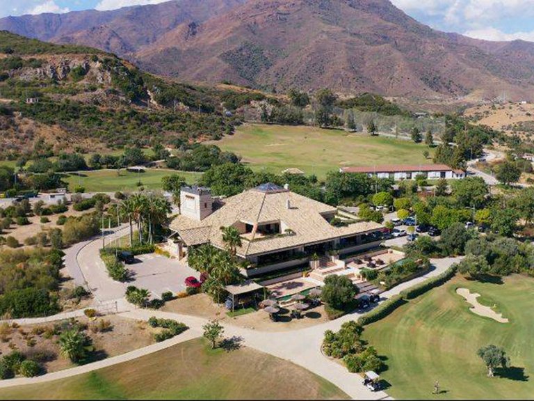 Plot for Sale in Valle Romano, Estepona, Malaga 5