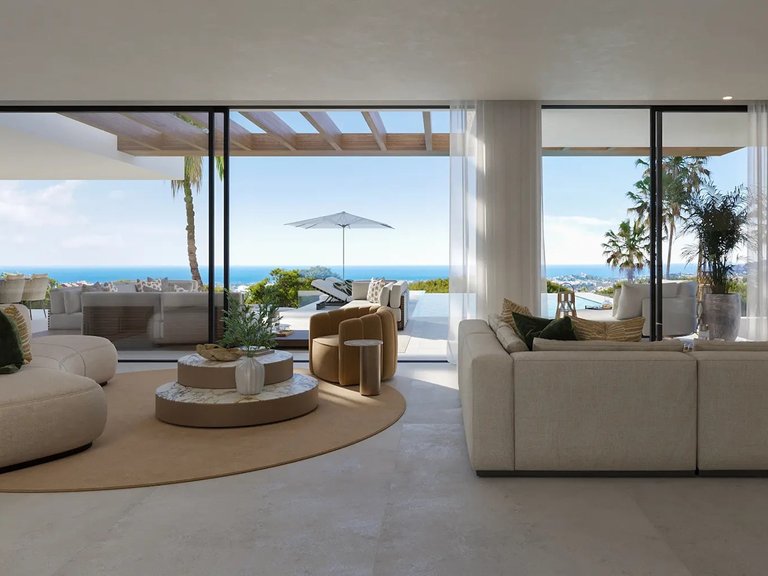 Villa for Sale in La Resina Golf, Estepona, Malaga 3