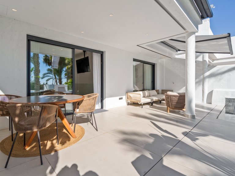 Town House for Sale in El Campanario, Estepona, Malaga 4