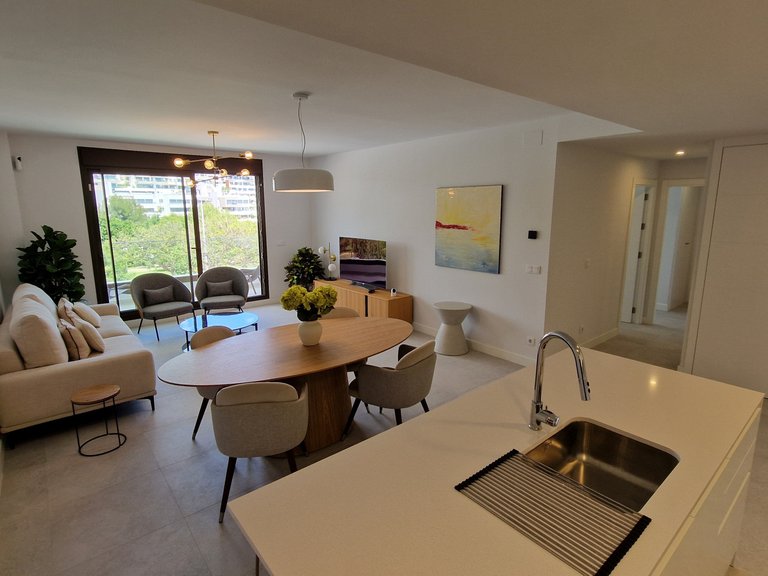 Apartment for Sale in Las Mesas, Estepona, Malaga 7