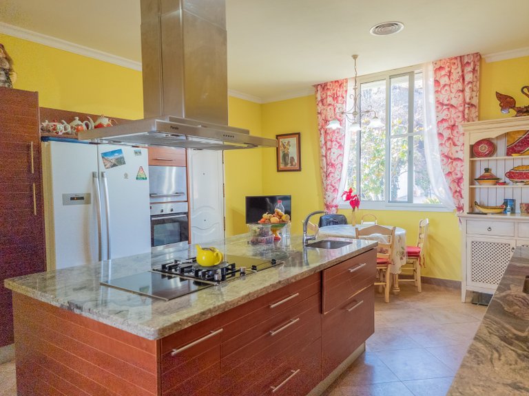 Villa for Sale in Forest Hills, Estepona, Malaga 13