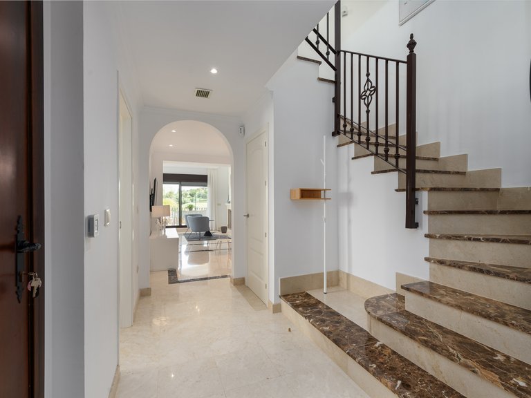 Villa for Sale in Azata Golf, Estepona, Malaga 23