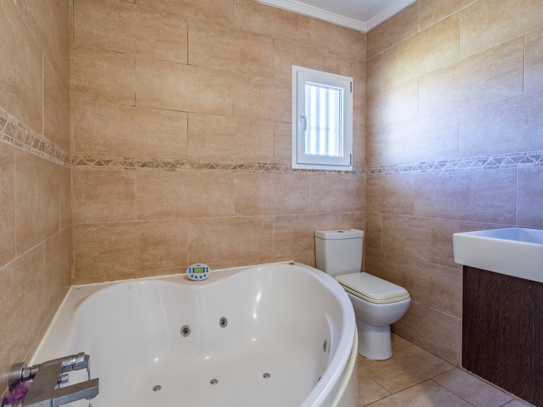 Villa for Sale in Manilva, Malaga 26