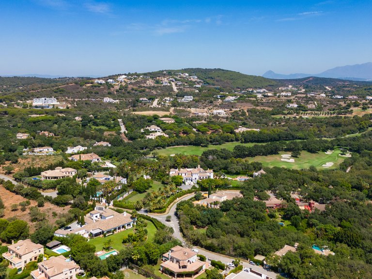 Villa for Sale in Zona M, Sotogrande, Cadiz 36