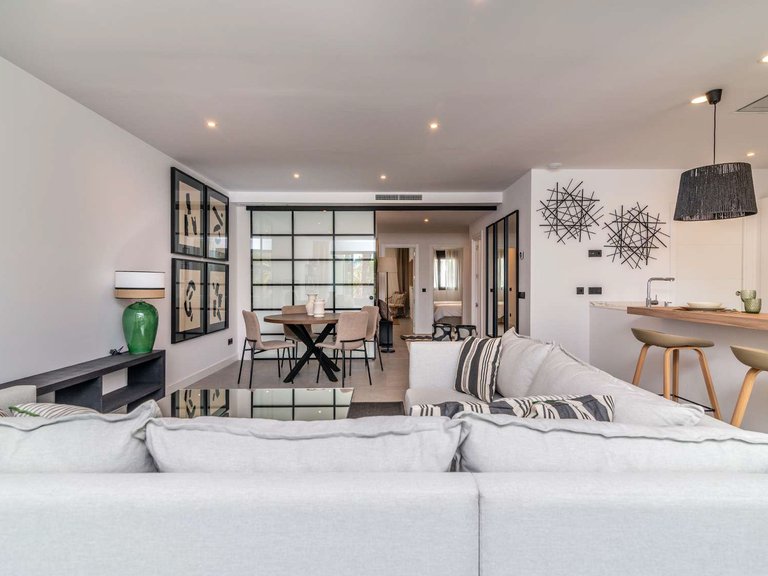 Apartment for Sale in Mirador de Estepona Hills, Estepona, Malaga 2