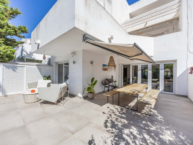 Apartment for Sale in Jardines de Sotogrande, Sotogrande, Cadiz 14