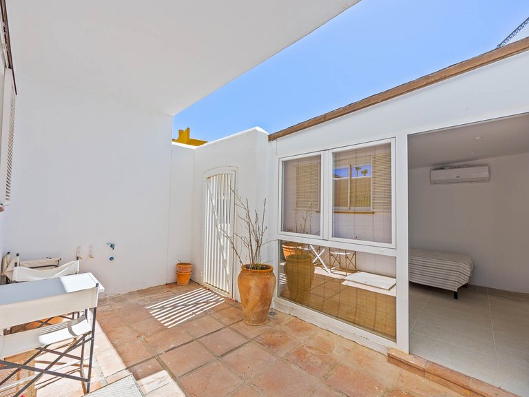 Town House for Sale in Los Lacasitos, Sotogrande, Cadiz 43