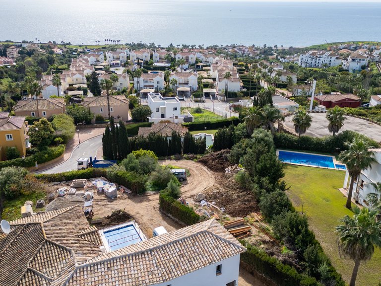 Plot for Sale in Alcaidesa, Cadiz 15