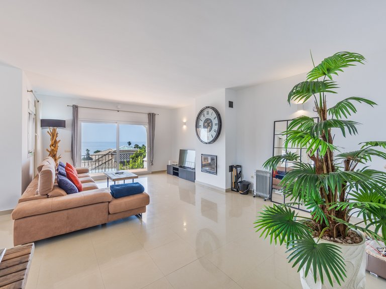 Villa for Sale in Manilva, Malaga 2