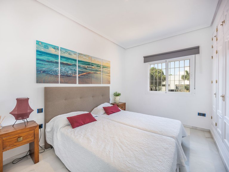 Villa for Sale in Zona B, Sotogrande, Cadiz 17
