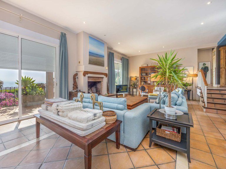 Villa for Sale in Villas del Golf, Manilva, Malaga 6
