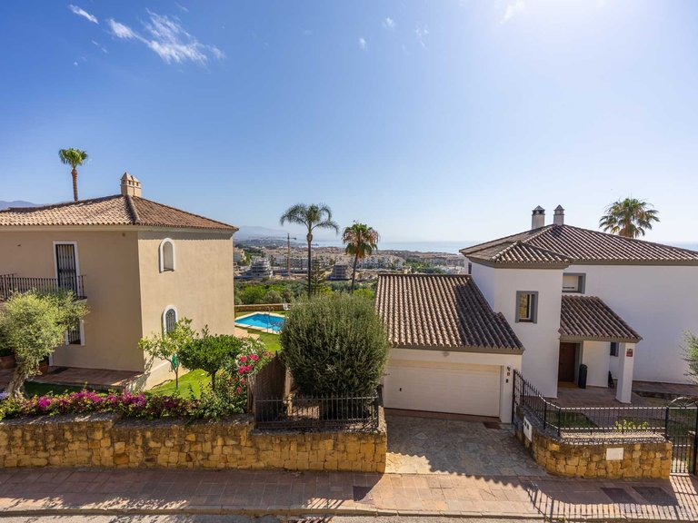 Villa for Sale in Villas del Golf, Manilva, Malaga 18