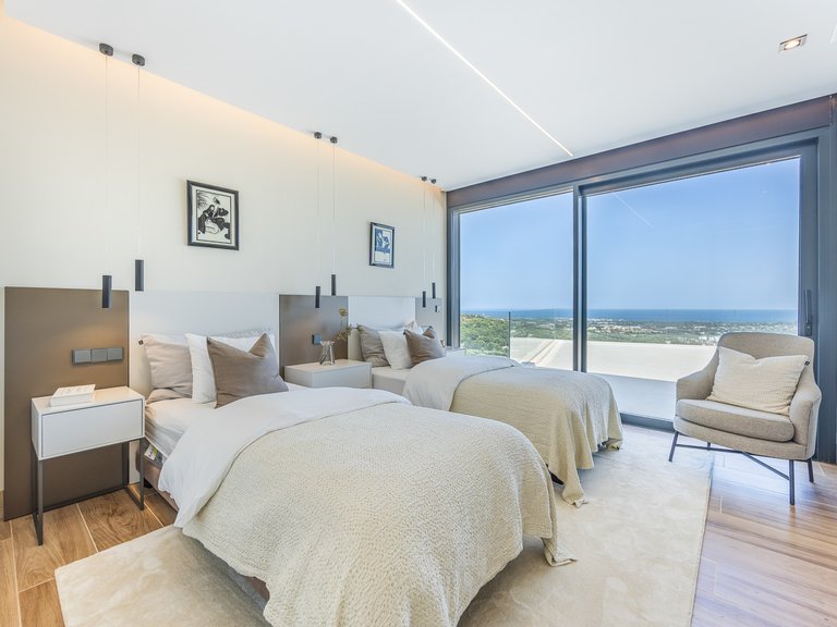 Villa for Sale in Zona M, Sotogrande, Cadiz 51