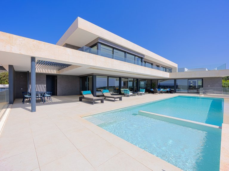Villa for Sale in Zona M, Sotogrande, Cadiz 18