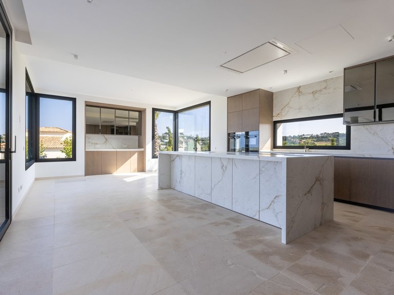 Villa for Sale in Zona G, Sotogrande, Cadiz 6