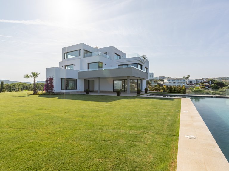 Villa for Sale in Zona G, Sotogrande, Cadiz 43
