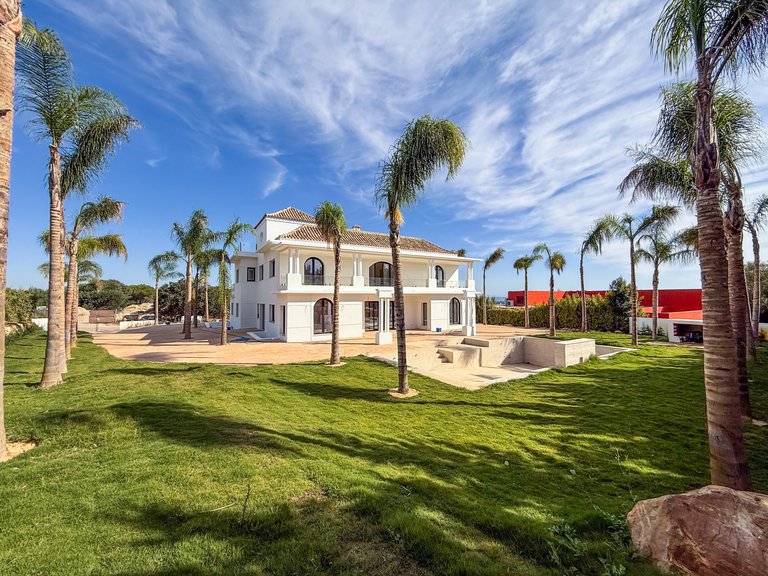 Villa for Sale in Zona G, Sotogrande, Cadiz 17