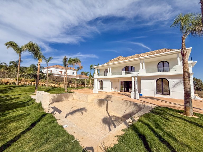Villa for Sale in Zona G, Sotogrande, Cadiz 1