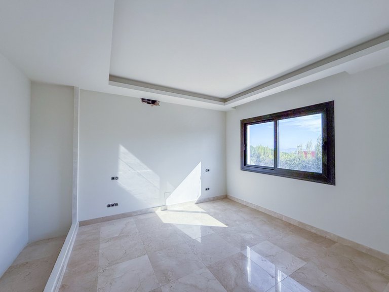 Villa for Sale in Zona G, Sotogrande, Cadiz 13