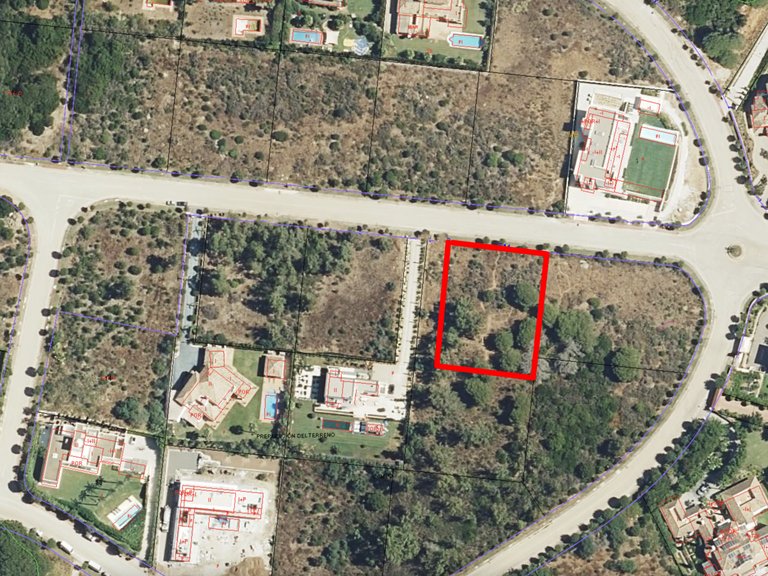 Plot for Sale in Zona L, Sotogrande, Cadiz 21