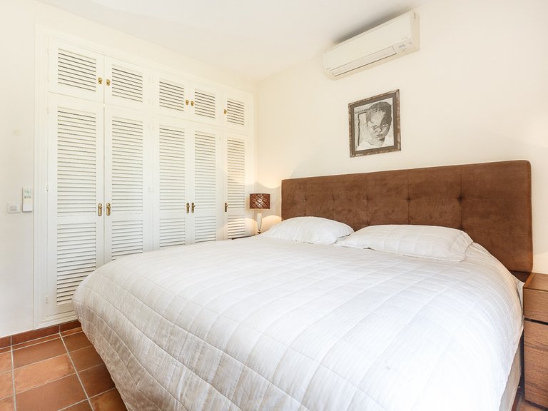 Villa for Sale in Zona B, Sotogrande, Cadiz 16