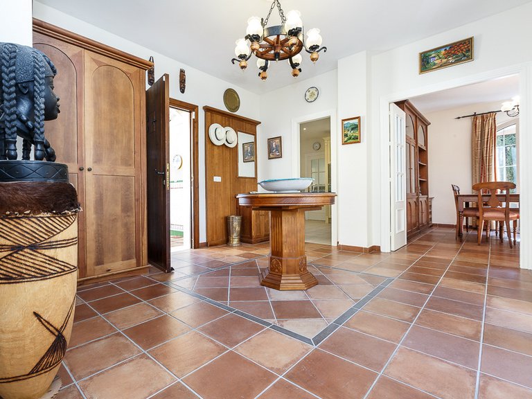 Villa for Sale in Zona B, Sotogrande, Cadiz 9