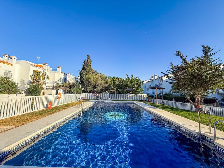 Villa for Sale in Casares, Malaga 1