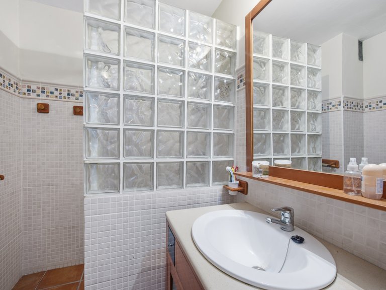 Villa for Sale in Casares, Malaga 20