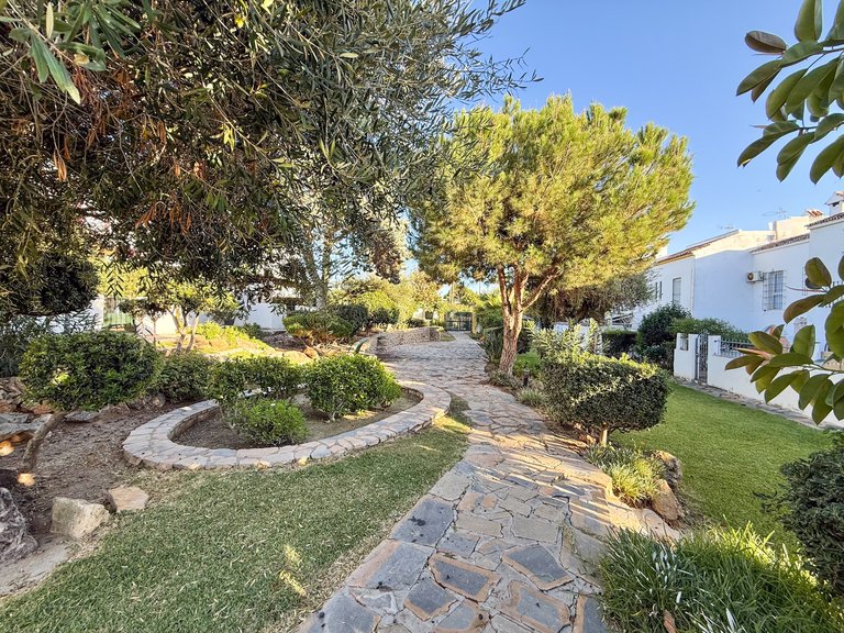 Villa for Sale in Casares, Malaga 32