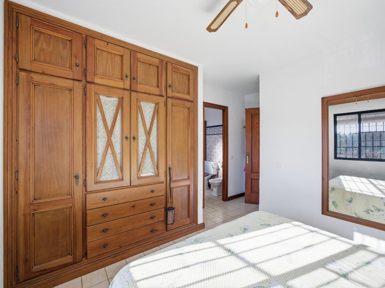Villa for Sale in Casares, Malaga 24