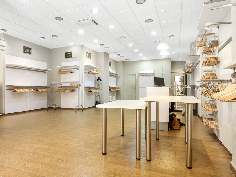 Commercial for Sale in  Alicante 2