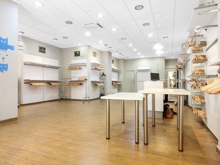 Commercial for Sale in  Alicante 13