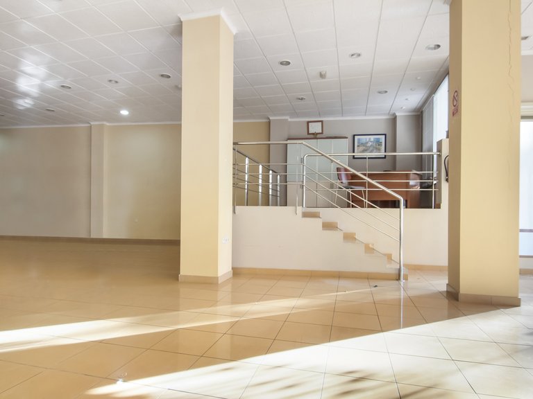 Commercial for Sale in  Alicante 7