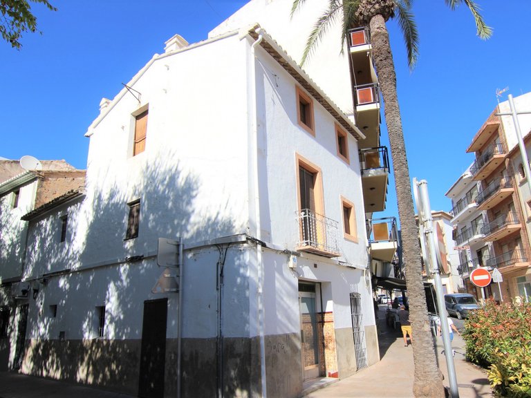 Town House for Sale  in Xàbia, Alicante 1