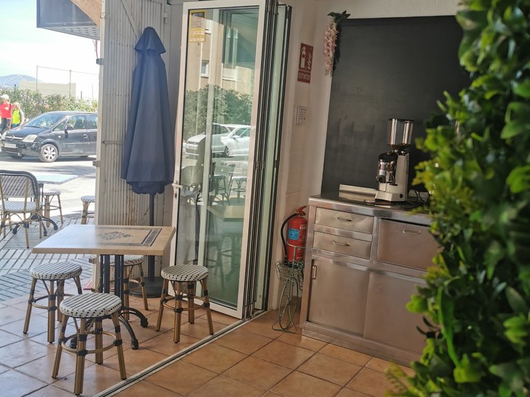 Commercial for Sale in  Alicante 7