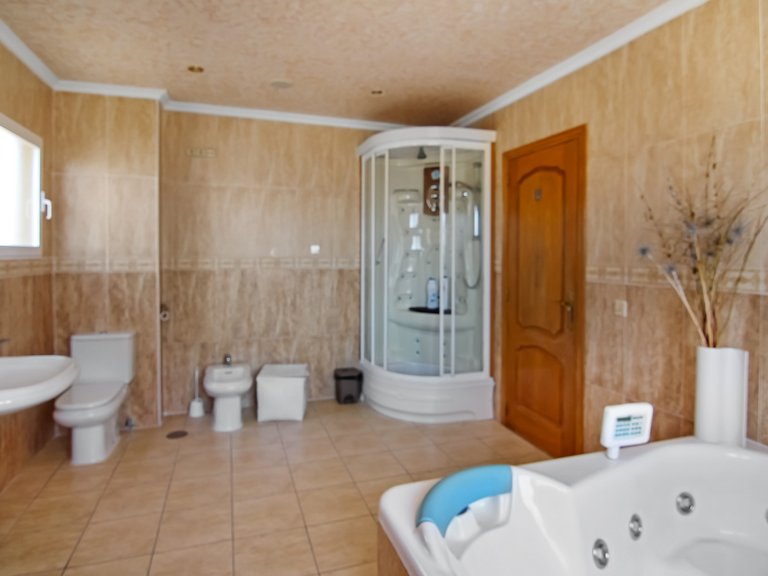 Villa for Sale  in Calp, Alicante 16