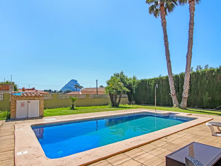 Villa for Sale  in Calp, Alicante 2