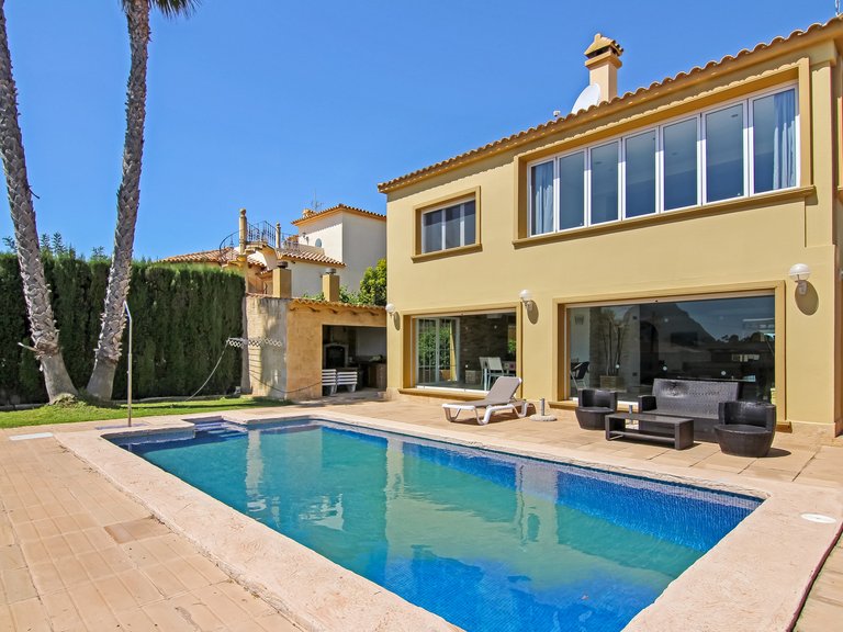 Villa for Sale  in Calp, Alicante 1