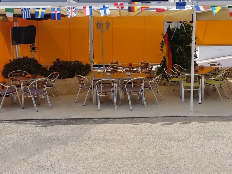 Commercial for Sale in  Alicante 11