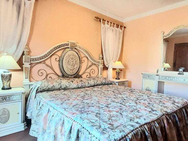 Villa for Sale in  Alicante 13