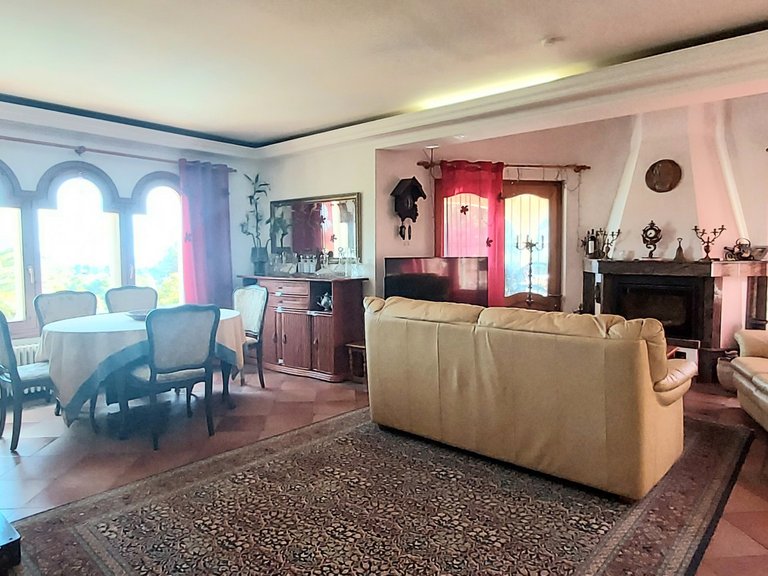 Villa for Sale in  Alicante 7