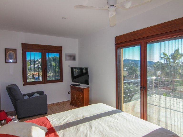 Villa for Sale in  Alicante 14