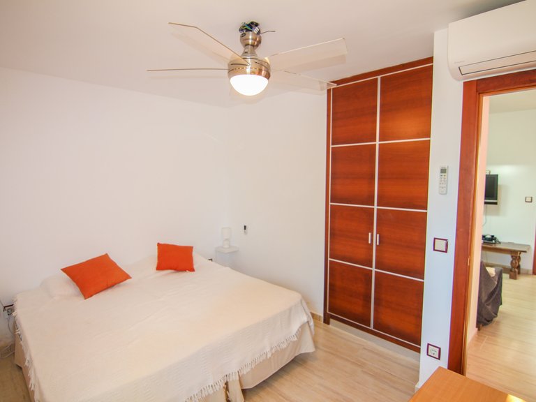 Villa for Sale in  Alicante 29