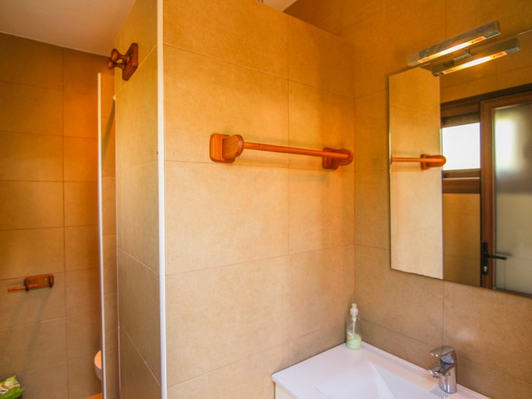 Villa for Sale in  Alicante 24