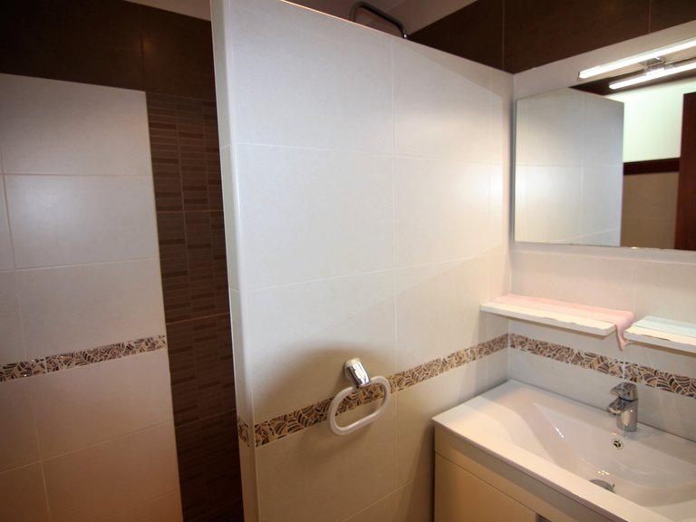 Villa for Sale in  Alicante 32