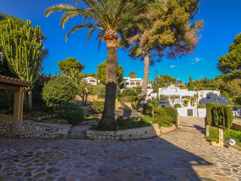 Villa for Sale in  Alicante 34