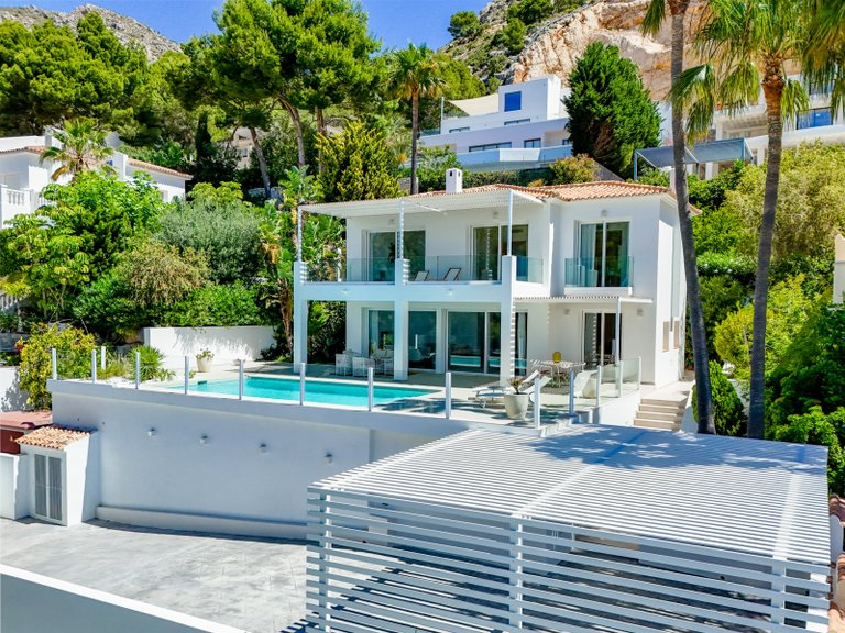 Villa for Sale  in Altea, Alicante 1